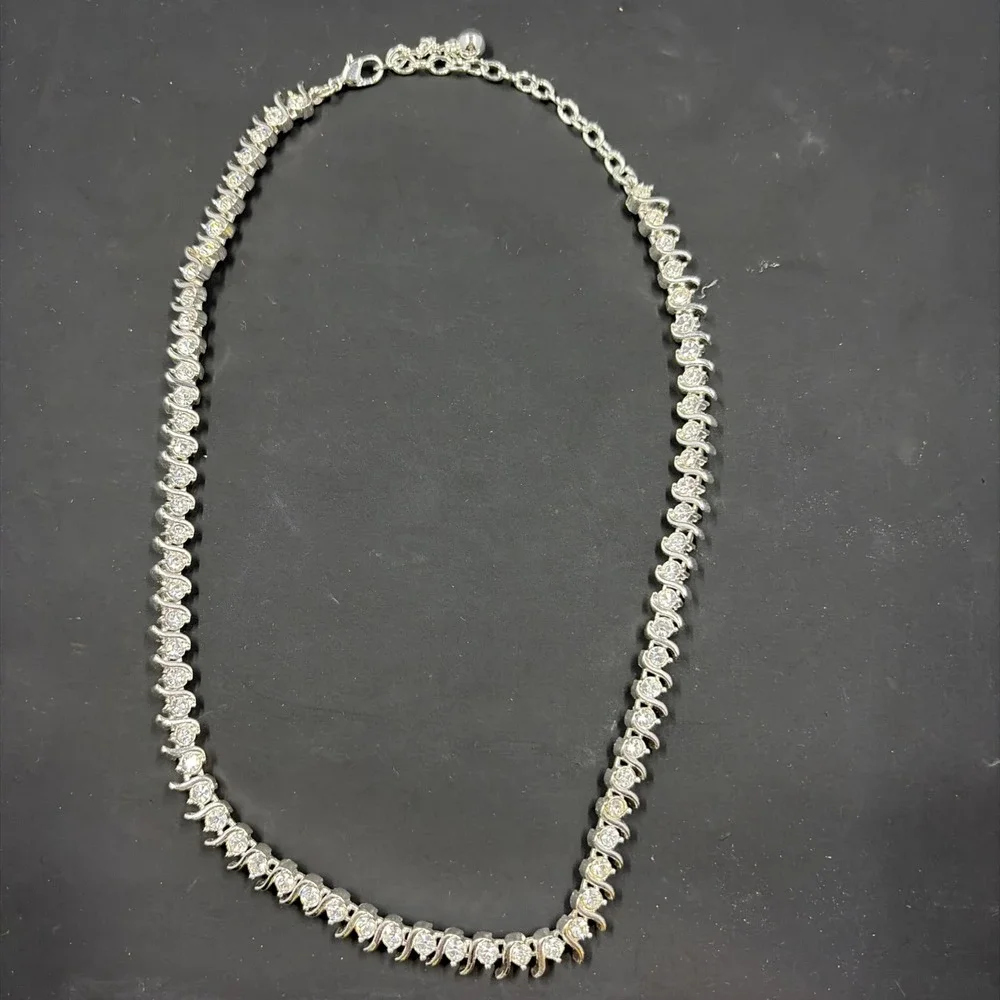 Vintage Estate Rhinestone Silvertone‎ Necklace Elegant Night Out Necklace